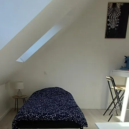 Trois Studios-cosy Centre Village *