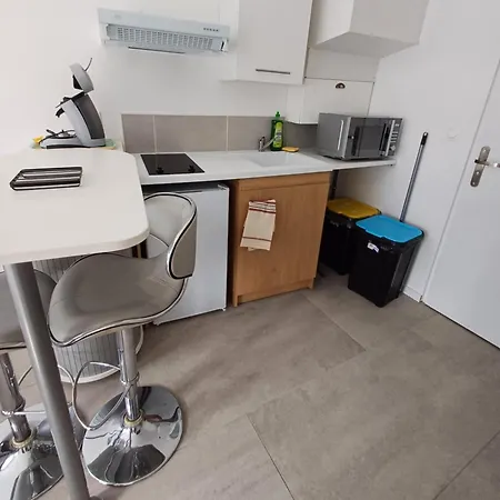 Trois Studios-cosy Centre Village Hotel apartamentowy