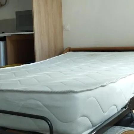 Hotel apartamentowy Trois Studios-cosy Centre Village Brouckerque